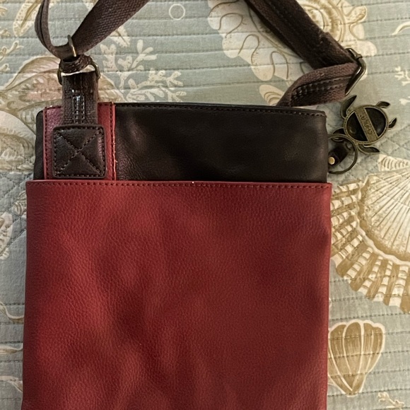Chala Crossbody or over the shoulder bag - Picture 2 of 5